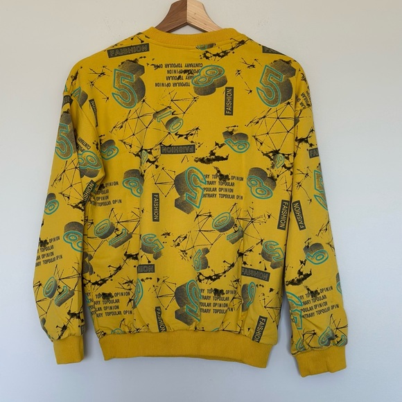 NWT Youth Sweater Yellow 11-12 Youth - Picture 2 of 4